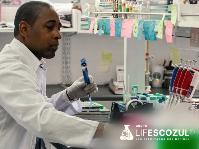 Escozul, la formulación de LifEscozul que explora el poder del escorpión azul en la investigación médica: garantías, transparencia y patente en Chile